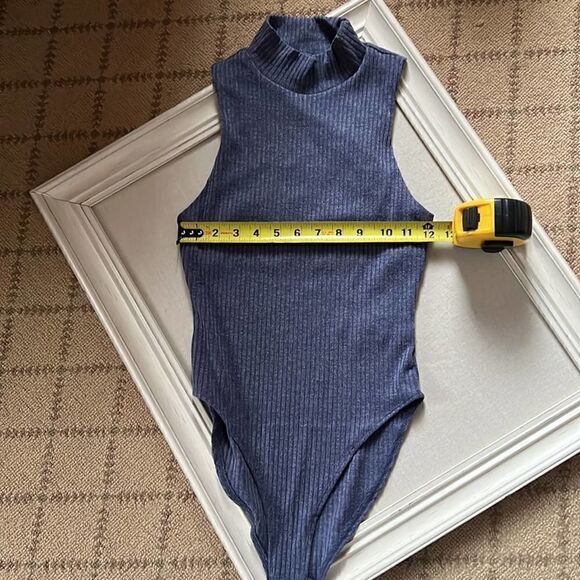 Forever 21 medium blue/gray mock neck sleeveless bodysuit w stretch NWOT S - Picture 4 of 6